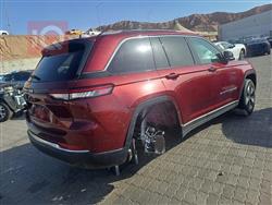 جیپ گراند شیرۆکی